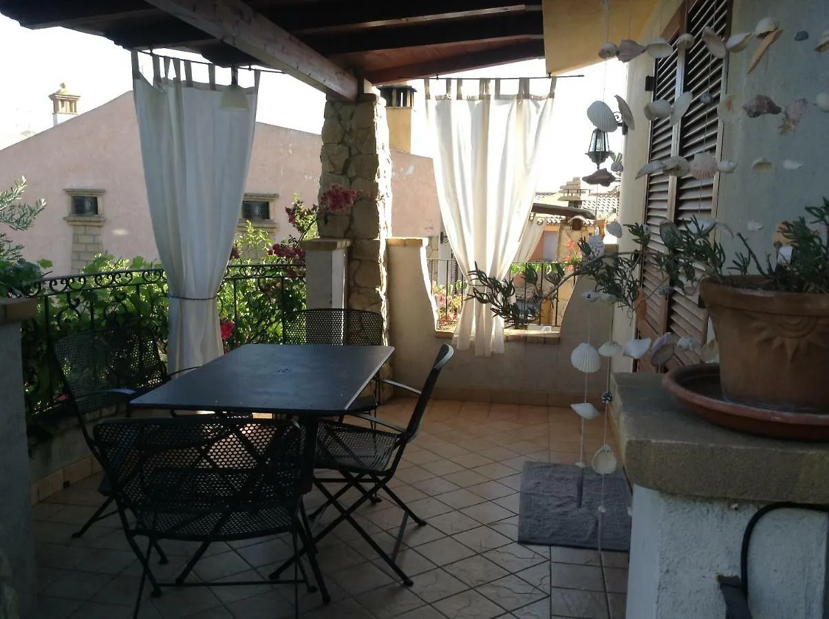 Graziosissima Villa Capitana 0*,